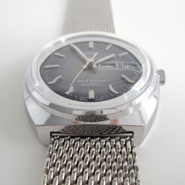 timexman.nl Timex Viscount day & Date 1976